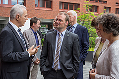 The Minister-President in a discussion with iDiv's managing director Prof Christian Wirth (photo: Stefan Bernhardt).